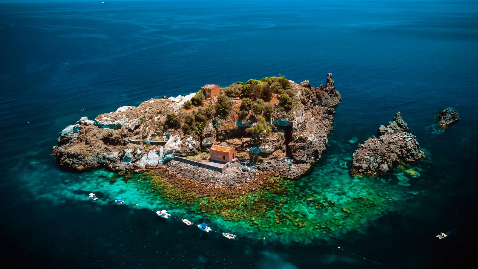 ️ Présentation des 7 îles