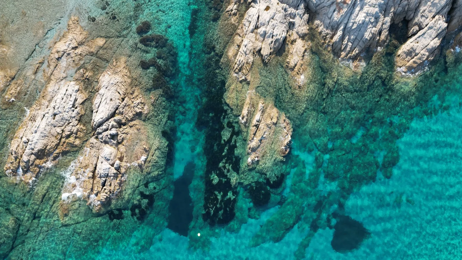 ️ Les îles — Les plus belles eaux de Sicile