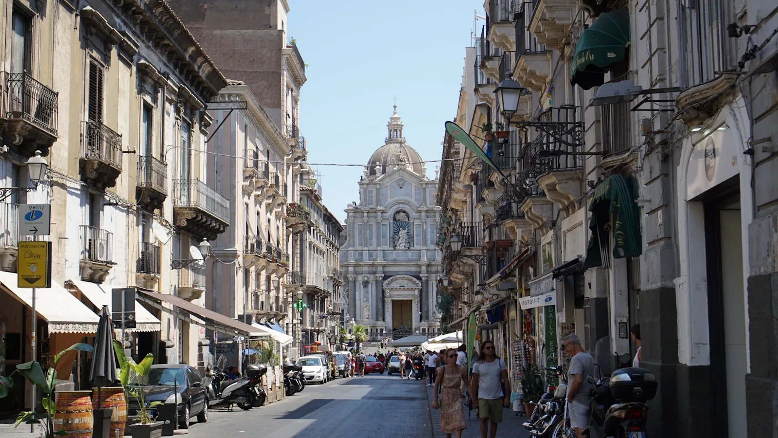 3. La Via Etnea — L'épine dorsale baroque